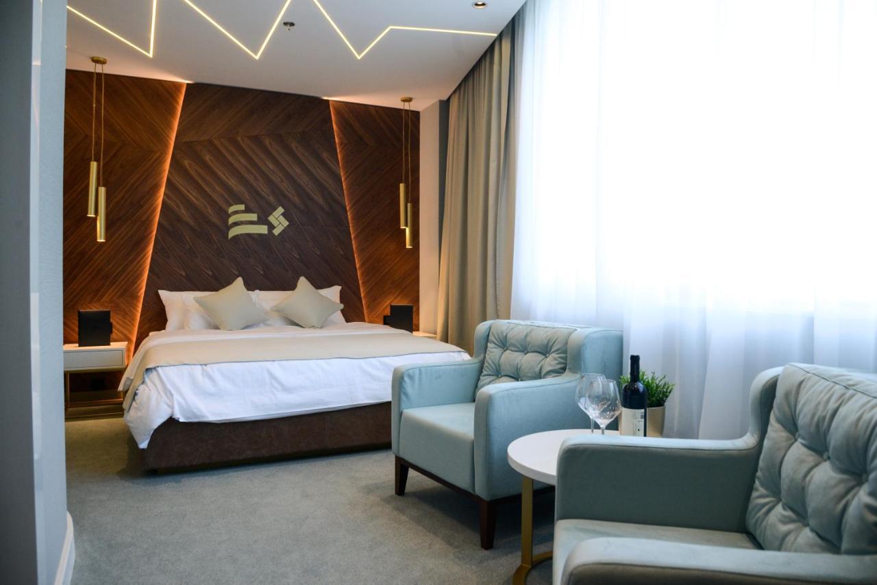 Hotel Pupin โนวีซาด ภายนอก รูปภาพ A room at the hotel